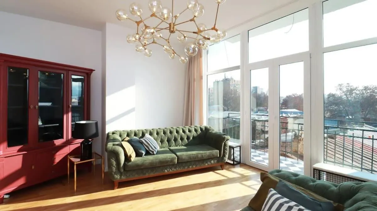 טביליסי Stunning Apartment Near Fabrica 0*,