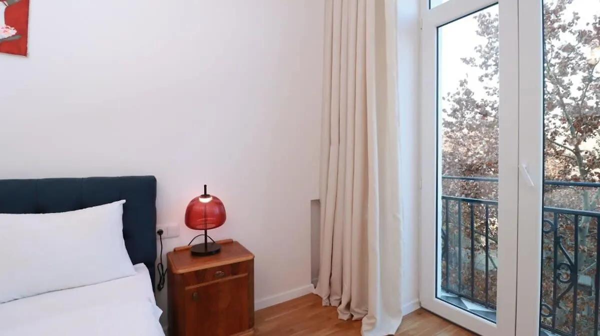 טביליסי Stunning Apartment Near Fabrica