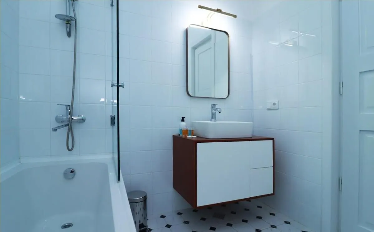 טביליסי Stunning Apartment Near Fabrica