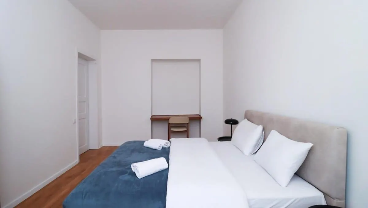 טביליסי Stunning Apartment Near Fabrica