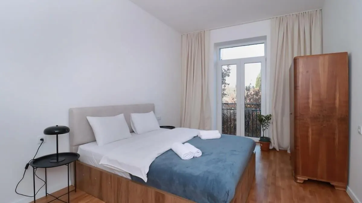 טביליסי Stunning Apartment Near Fabrica גאורגיה