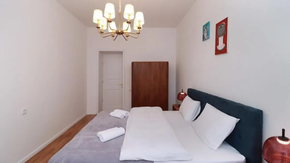 טביליסי Stunning Apartment Near Fabrica
