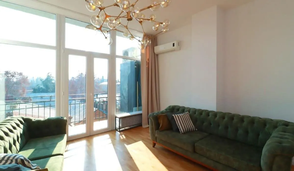 טביליסי Stunning Apartment Near Fabrica